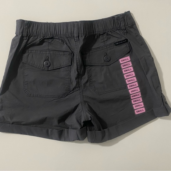 NWOT Women's Gray Shorts - Picture 4 of 6